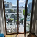 Apartamento Sloneczny Spire Varsóvia