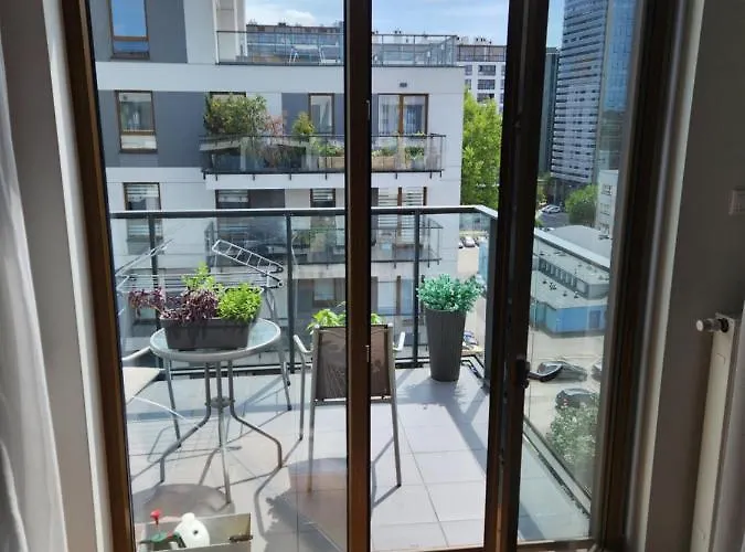 Lejlighed Sloneczny Spire Warszawa